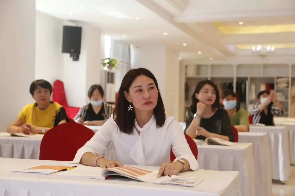 北京育儿嫂带宝宝的重要性！（挑选北京育儿嫂带宝宝有什么好处？）